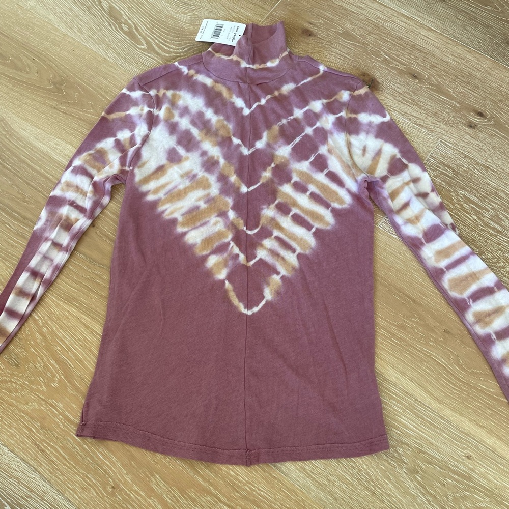 Free people tie dye turtle neck